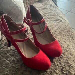 Red heel shoes